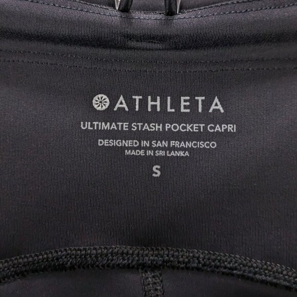 Athleta Ultimate Stash Pocket Black Capri - Picture 5 of 10